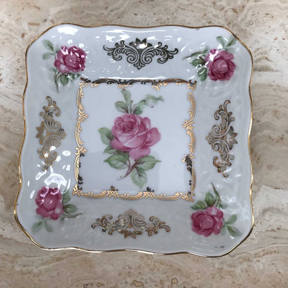 VINTAGE BAVARIA SCHUMANN GERMANY HAND PAINTED DISH